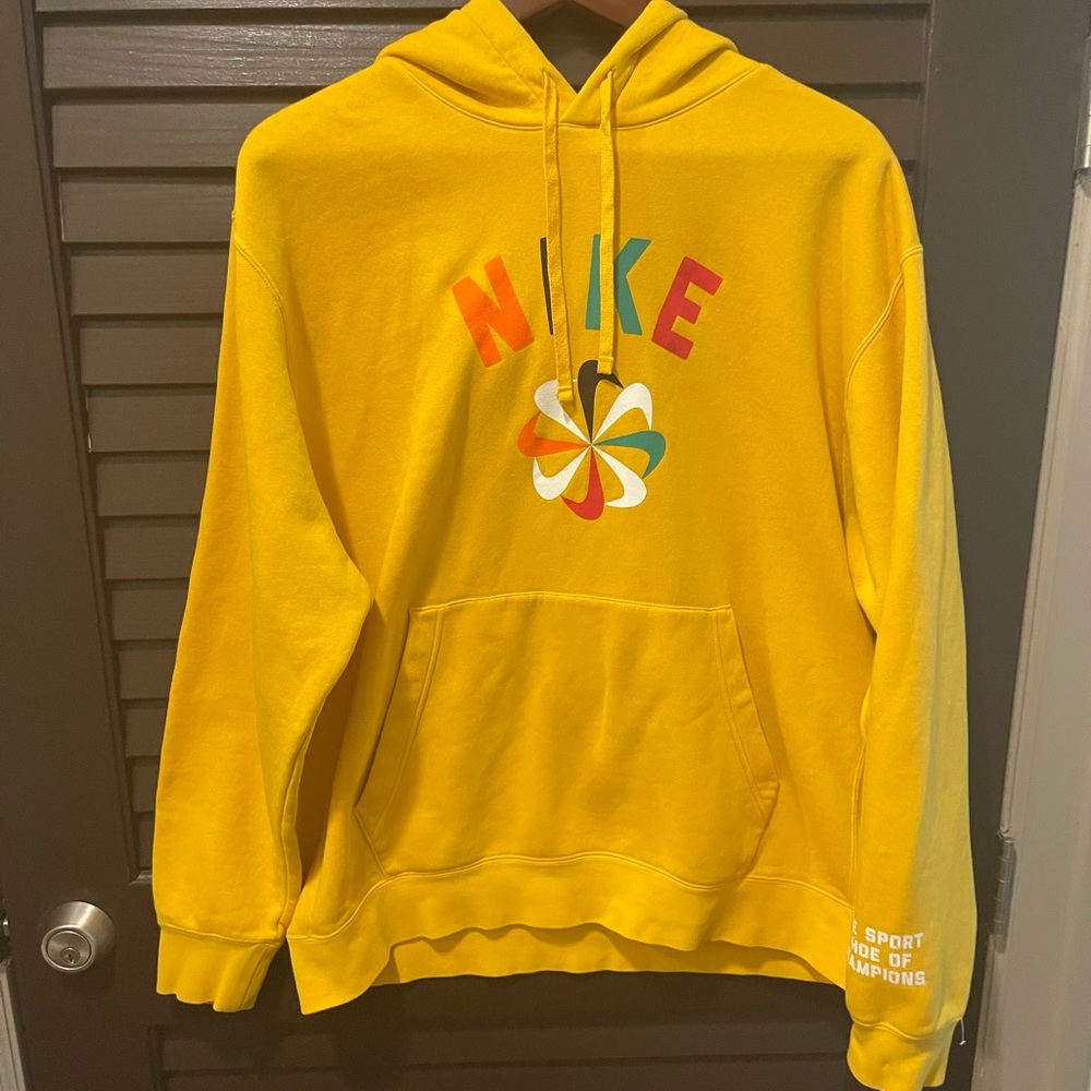 NIKE PINWHEEL EVOLUTION SWEATSHIRT